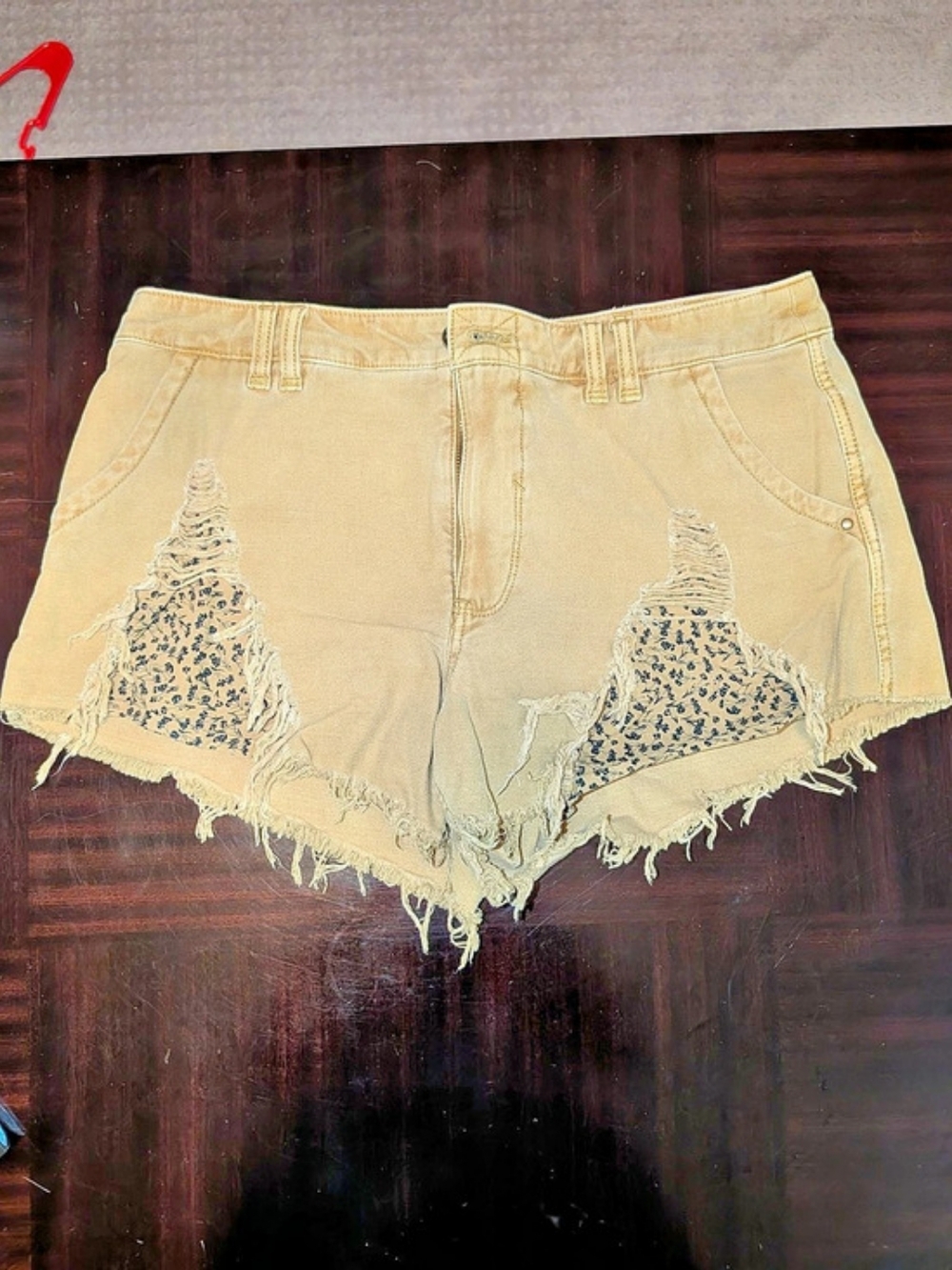 Pilcro Floral Distressed Denim Jean Shorts Waist 30